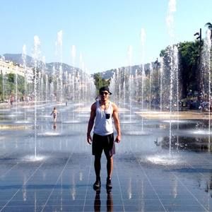 Meet your Posher, Fadi